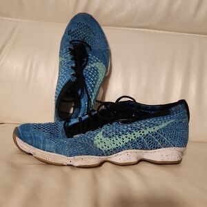 Nike Flynit Zoom Blue and Green Sneakers